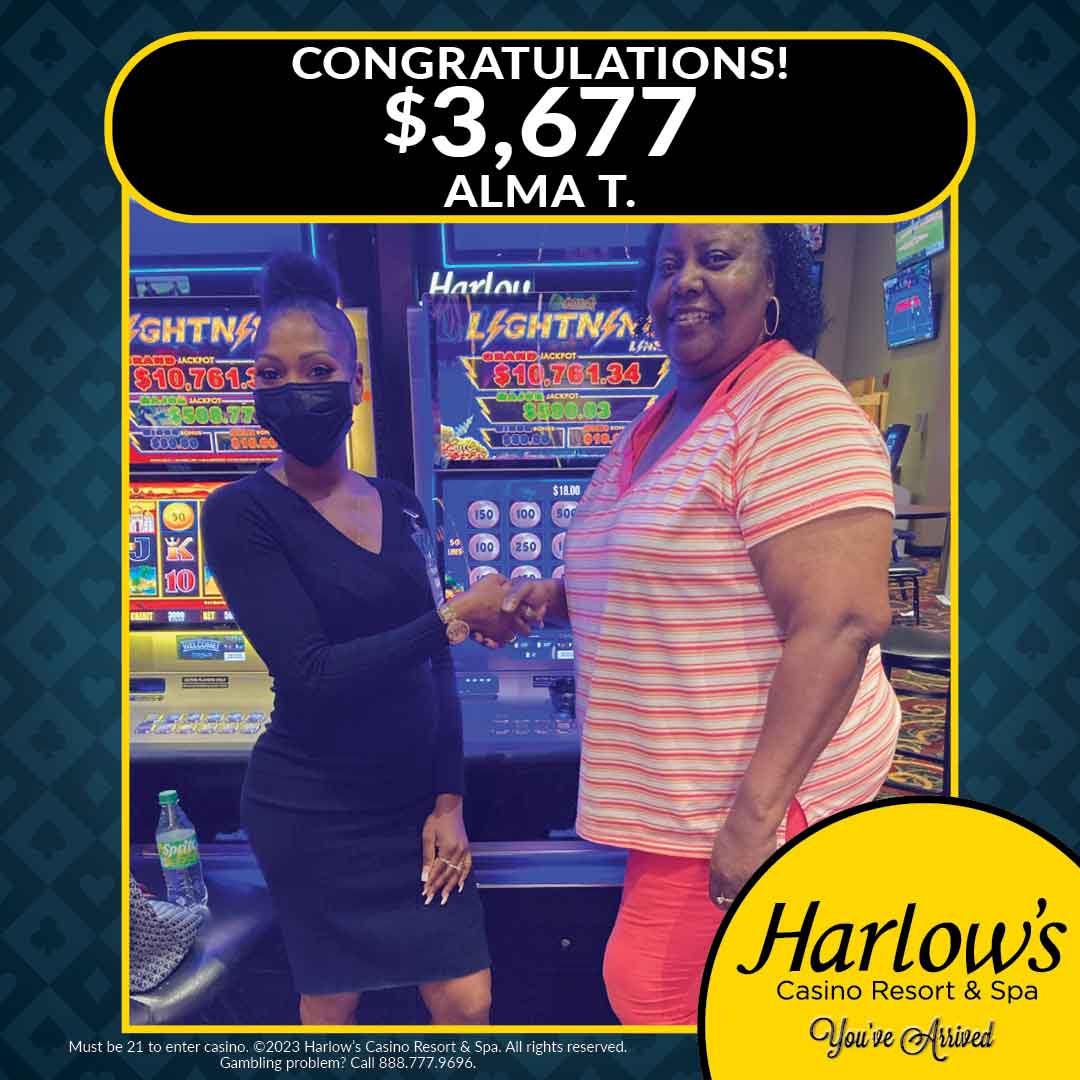 Lucky winner receives $3,677 gaming at Harlow's Casino